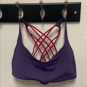 Lululemon sports bra